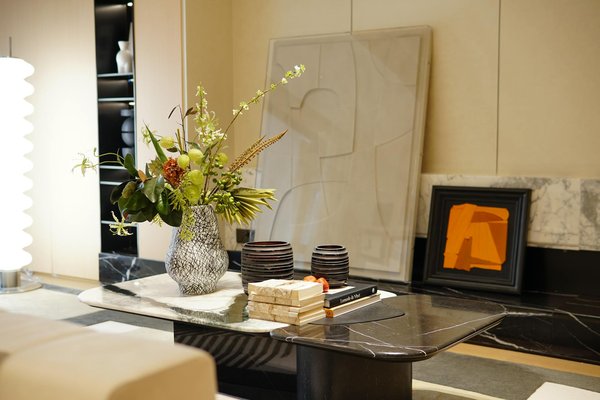 What are the best sustainable materials for UK home renovations?