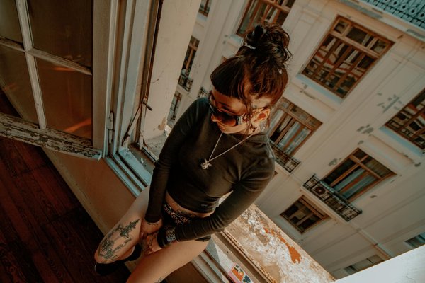 What are the key sustainable fashion choices for UK women?